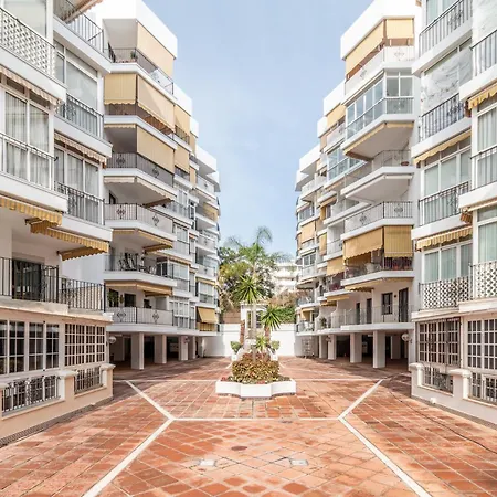 Large Del Mar Daire Marbella