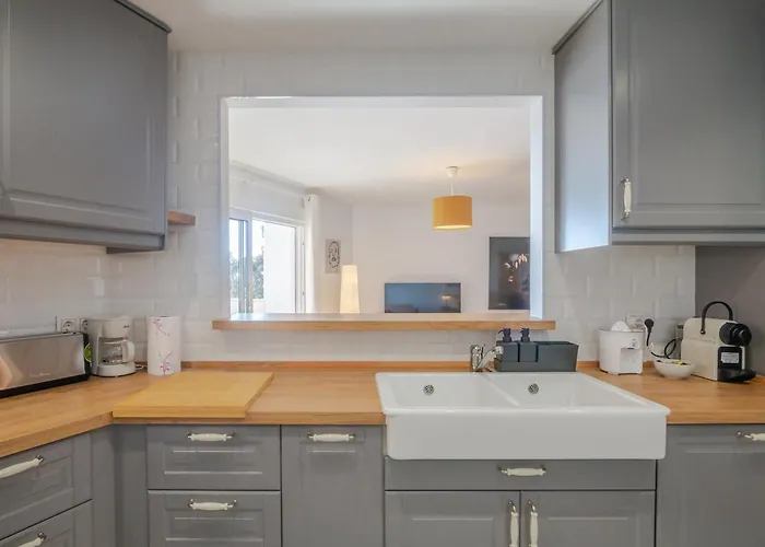 Large Del Mar Апартаменти Марбелья