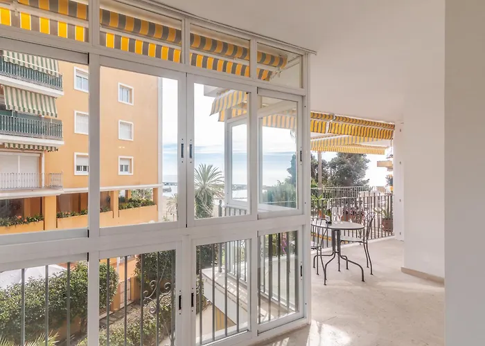 Large Del Mar Apartment Marbella